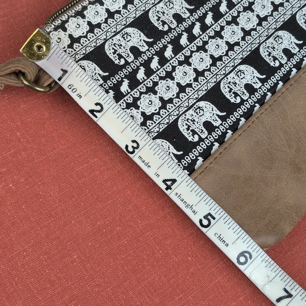 Jac & Annie Elephant Clutch - Picture 10 of 16